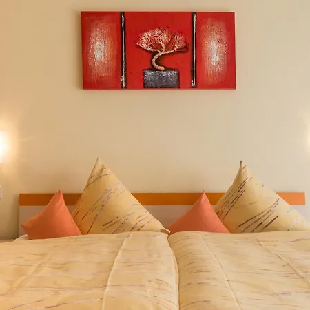 Hotel Alex 3*