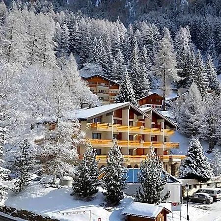 Alex Hotel