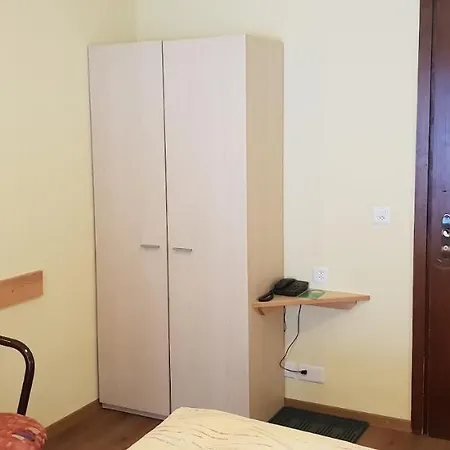 亚历克斯酒店 酒店