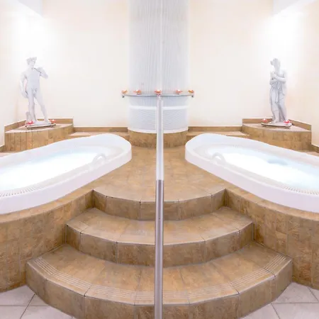 酒店 亚历克斯酒店 洛伊克巴德