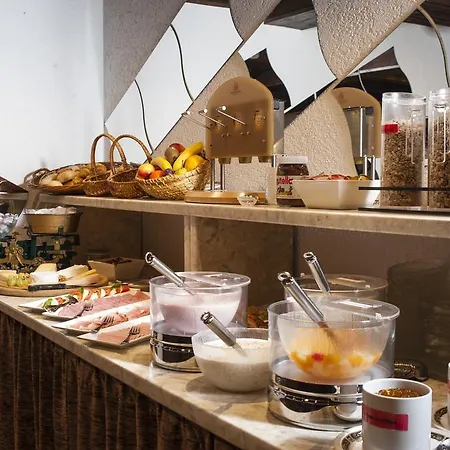 亚历克斯酒店 酒店